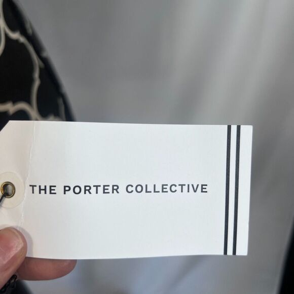 The Porter Collective NWT Vneck Fringe Trim Linen Blend Neutral Top Size Large - Picture 2 of 8